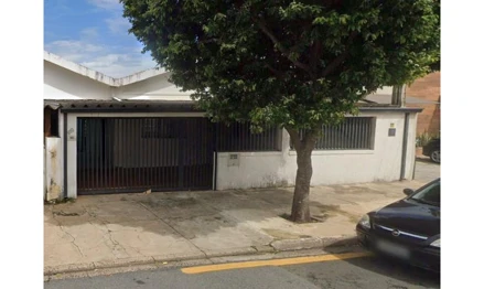 Casa em Campinas, Jardim Nova Europa, Rua Santa Cruz do Rio Pardo, nº 610, Jardim Nova Europa, Campinas/SP. CEP 13040-086, SP. Área: 162.84m2