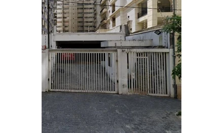 Casa em São Paulo, Santa Cecília, Rua São Vicente de Paula, nº 442, Santa Cecília, SP. Área: 420m2
