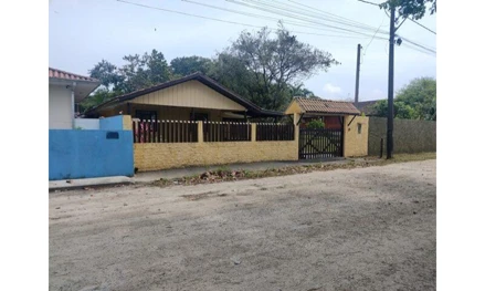Terreno em Matinhos, Pereque, Avenida do Canal, quase esquina com a Rua Guanabara, Pereque, PR. Área: 200m2