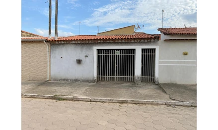Casa residencial em Lorena, Aterrado, Rua Itália, nº 115, Residencial Vila Rica, Lorena/SP, SP. Área: 63.93m2