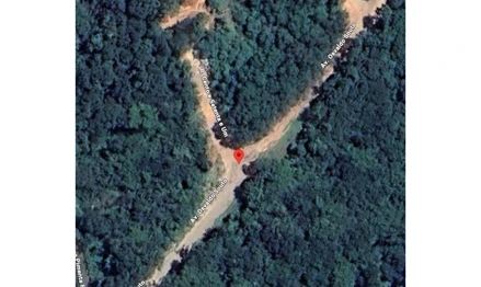 Terreno em Montes Claros, Morada So Sol, Avenida Osvaldo Souto, 303, Ibituruna, MG. Área: 140m2