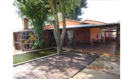 Área rural em Campo Grande, , Rodovia estadual MS-040, percorrendo-a por 150 km, vira-se à esquerda em rodovia estadual não pavimentada MS-340 por aproximadamente 16 km até chegar no ponto de encontro dentro da Fazenda Ribeirão Claro e Recreio, MS. Área: 3454.0864m2