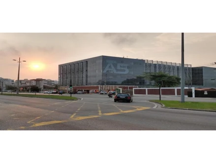 Sala em Rio de Janeiro, Recreio Dos Bandeirantes, Avenida das Américas n 17150, Sala 225, Bloco 2, Recreio dos Bandeirantes, RJ. Área: 21m2