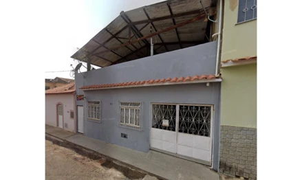 Casa em Ubá, Noeme Batalha, Rua Coubert de Moura Estevão, n 68, MG. Área: 83.3m2