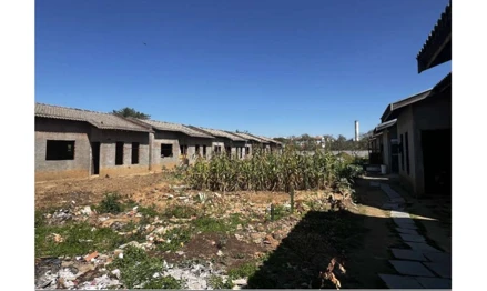 Terreno em Iperó, Jardim Vitorino, Av. Maria Machado, 178, SP. Área: 45100.63m2