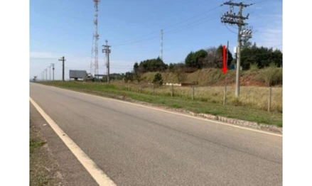 Terreno em Araçoiaba da Serra, Barreirinho, Rodovia Raposo Tavares km 118, s/nº, Barreirinho, SP. Área: 1989m2