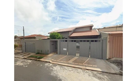 Casa em São José do Rio Preto, Jardim Schmidt, Rua Dário Polachini, n 60, Jardim Schmidt, SP. Área: 200m2
