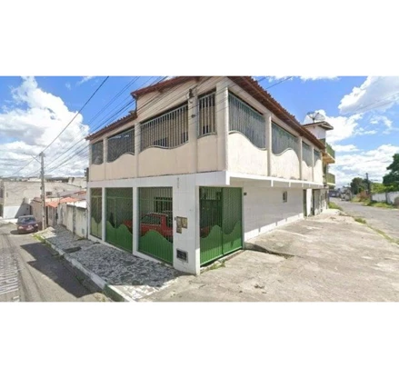 Casa em Feira de Santana, Cruzeiro, Rua Maragogipe, 262, Cruzeiro, BA. Área: 70m2