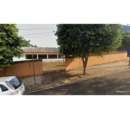 Casa em Porecatu, Centro, Rua Rio de Janeiro, n. 443, Centro, PR. Área: 251m2