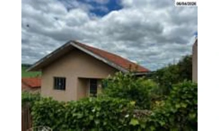Casa em Ribeirão do Pinhal, null, Rua Esmeri Ribeiro Suzuki Ken, Lot. Silvio Fructuoso de Mello Coelho, Vila Herminia, PR. Área: 64m2