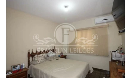 Casa em São Carlos, Vila Marcelino, Rua Vicente de Carvalho, 187 - Vila Marcelino São Carlos - SP, SP. Área: 100m2
