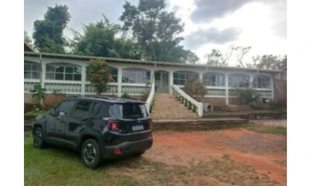 Casa em Itu, Jardim Novo Itu, Rua Professor Antônio de Almeida Prado, 131, SP. Área: 1201m2
