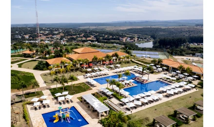 Terreno em Pardinho, null, null, SP. Área: 450m2