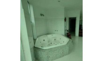 Casa em Guarujá, Jardim Acapulco, Rua Julieta de Azevedo Bonavides, 983 - Jardim Acapulco - Guarujá - SP, SP. Área: 586.6m2