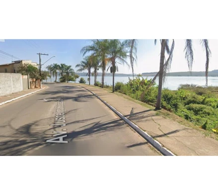 Casa em Boa Esperança, Avenida Juscelino Kubitscheck, n 1.280, MG. Área: 304.44m2 Casa em Boa Esperança, Avenida Juscelino Kubitscheck, n 1.280, MG. Área: 304.44m2