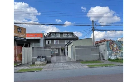 Casa em Curitiba, Hauer, Rua Carlos de Laet, n 1423, PR. Área: 516m2