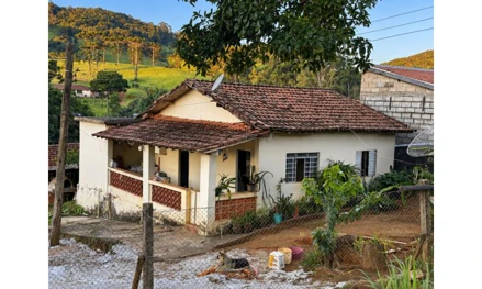 Casa em Águas da Prata, Centro, Gleba B2, Estrada Estadual Rodagem, 17, Àguas da Prata, SP, SP. Área: nullm2