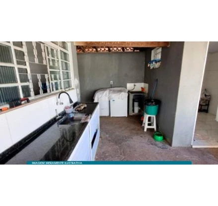 Casa em Fernando Prestes, null, Avenida Antonio Prado, 08, Centro, Fernando Prestes, SP, SP. Área: 271.55m2