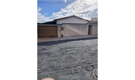 Casa em Piracanjuba, null, Rua 04, GO. Área: 360m2 Casa em Piracanjuba, null, Rua 04, GO. Área: 360m2