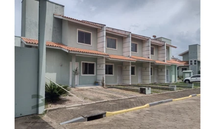 Casa em Içara, Barracão, Rua Apolônia Coelho Réus, 1523, SC. Área: nullm2
