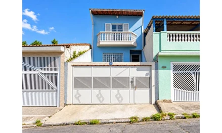 Casa em Osasco, Rochdale, Rua Águas de Lindóia, 317, Osasco, SP, SP. Área: 256m2