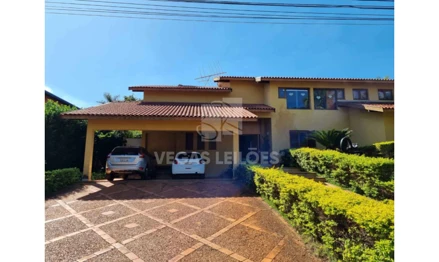 Casa em Ribeirão Preto, Bonfim Paulista, Rua Jornalista Rubens Volpe Filho, 885, SP. Área: 711.83m2