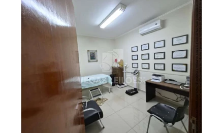 Casa em Franca, São Joaquim, Rua Abílio Coutinho, 420, SP. Área: 300m2