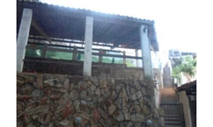Casa em Cotia, Granja Caiapia, Rua Itapemirim, 325- Condomínio Granja Carneiro Vianna, SP. Área: 332m2