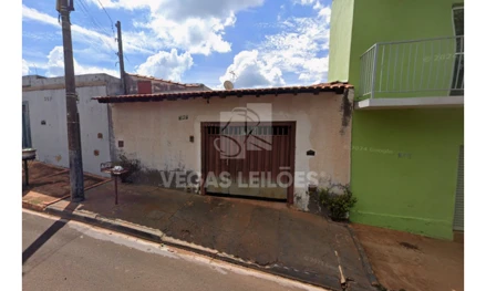 Casa em Cravinhos, Jardim Santana, Rua Lindolpho Mercatelli, 367, SP. Área: 160m2