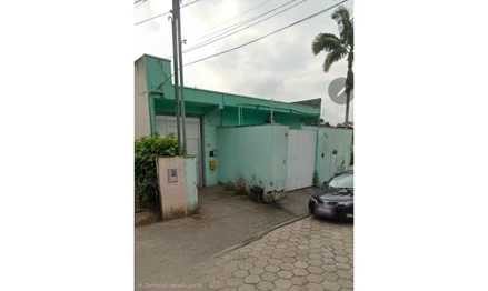 Casa em Itajaí, São João, Rua Hildebrando José da Silva nº 760, Bairro São João, SC. Área: 506.6m2