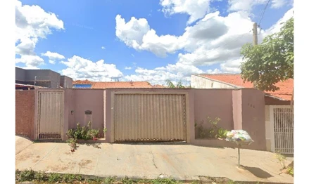 Casa em Tabapuã, null, R. BELMIRO CALSEVERINI (LOTE 20, QUADRA 4), 986, RESIDENCIAL DAS PAINEIRAS, SP. Área: 220m2