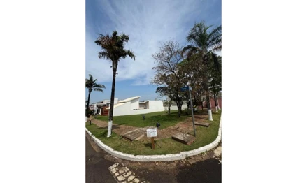 Terreno em Umuarama, Zona III, Avenida Paraná, nº 7200, Condomínio Residencial Soleil, PR. Área: 540m2