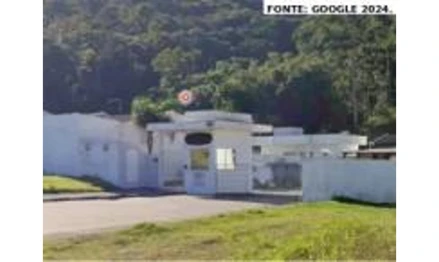 Casa em Camboriú, Bairro Rio Pequeno, Rio Negrinho (antiga Rua Projetada), nº 500, Bairro Rio Pequeno, SC. Área: 51.26m2
