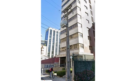 Apartamento em Curitiba, Centro Cívico, rua da Glória n 393, PR. Área: 114m2